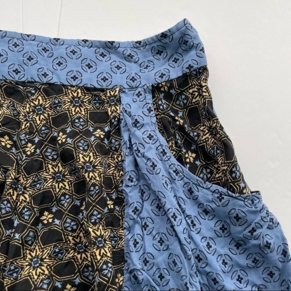 Free People Flowy Shorts - Picture 5 of 14